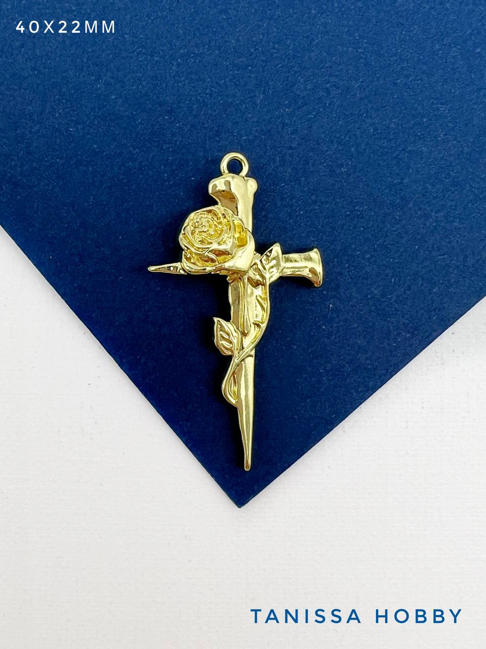 Подвеска готика крест и роза, позолота, С232