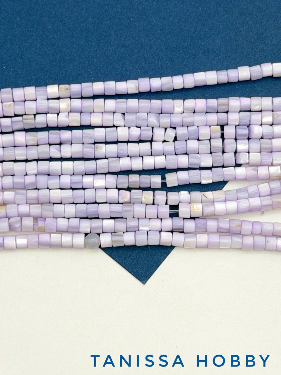 Перламутр бусины бочонок 3,5мм, лавандовый, нить, ПМ132