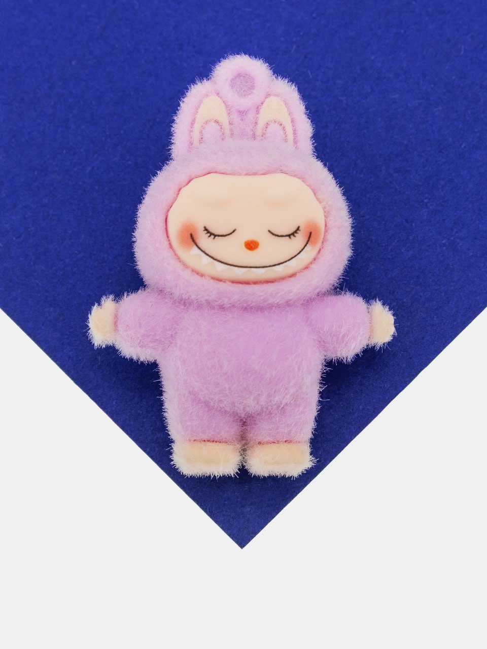 Подвеска плюшевая игрушка зайчик, 42х36мм, фиолетовый, пластик, П321