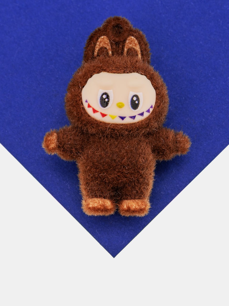 Подвеска плюшевая игрушка зайчик, 42х36мм, шоколадный, пластик, П324