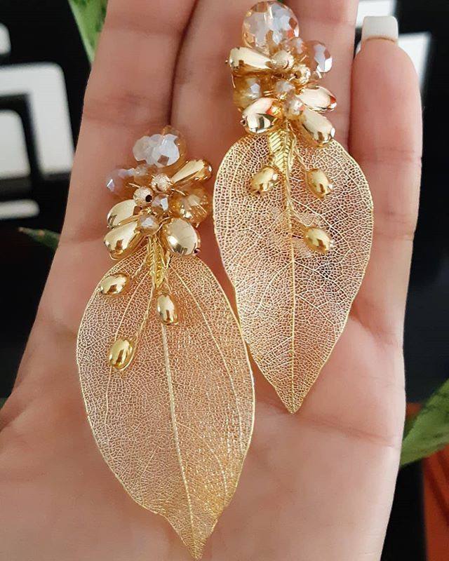 Серьги листья