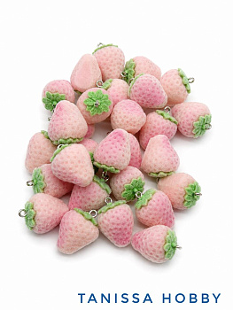 Подвеска плюшевая ягода клубника, розовый, П098